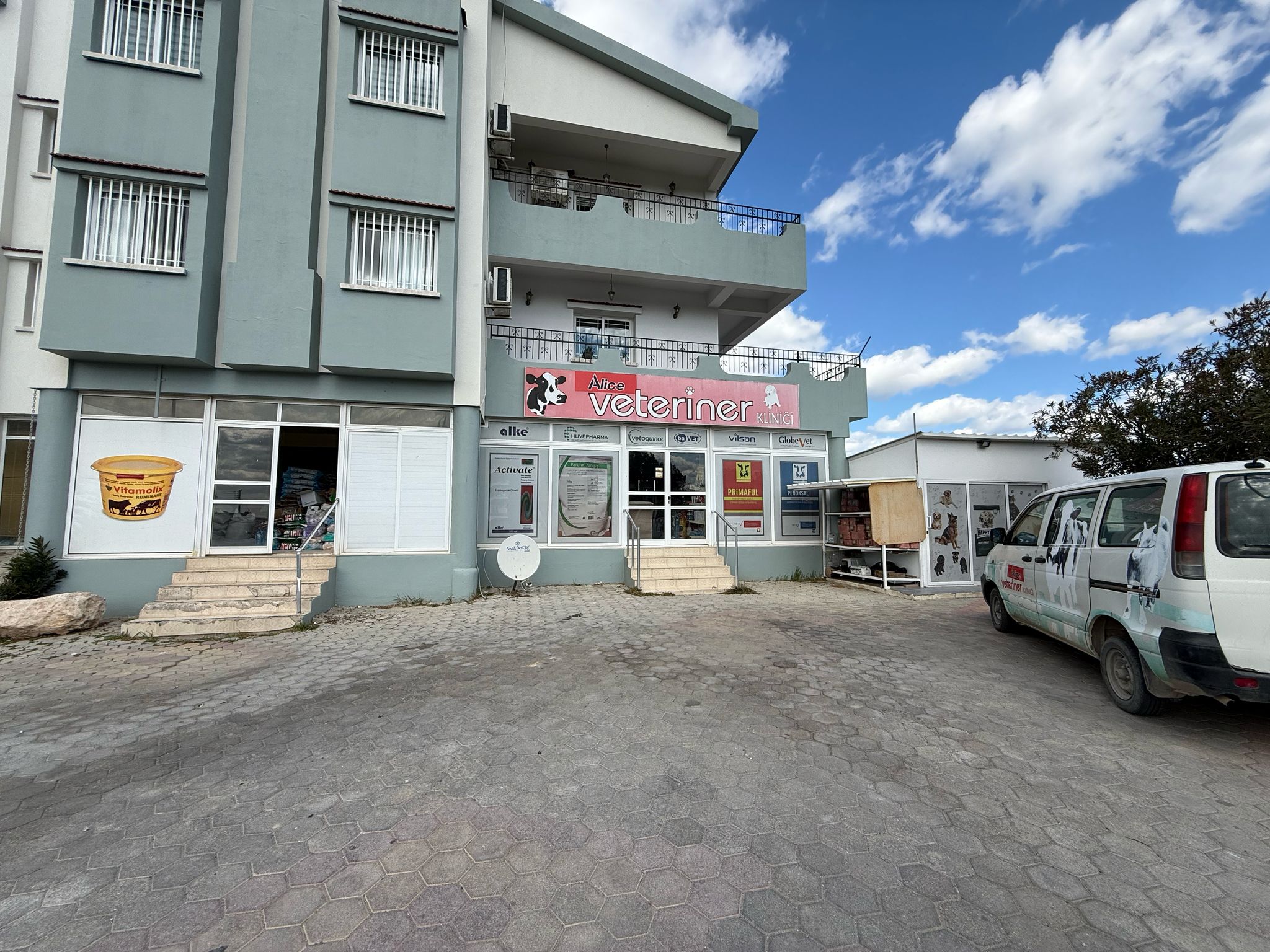 WhatsApp Image 2025-02-24 at 13.22.43